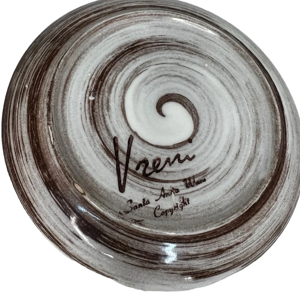 Vintage Santa Anita Vreni Plates (4) & Cups (3)‎